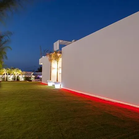 Villa White Island Dream *