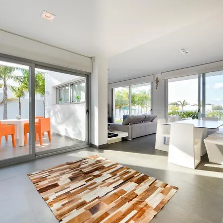White Island Dream Villa *