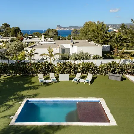 White Island Dream Villa *